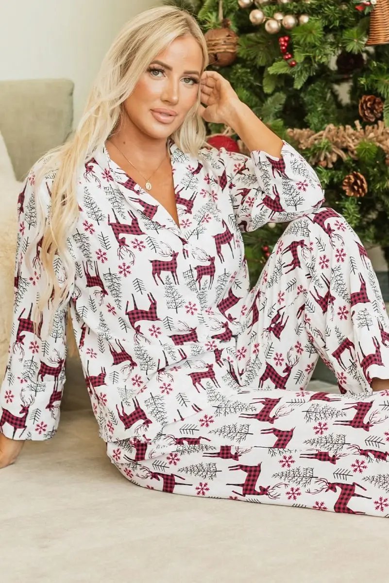 White Christmas Printed Shirt and Pants Pajama Set - Love Salve